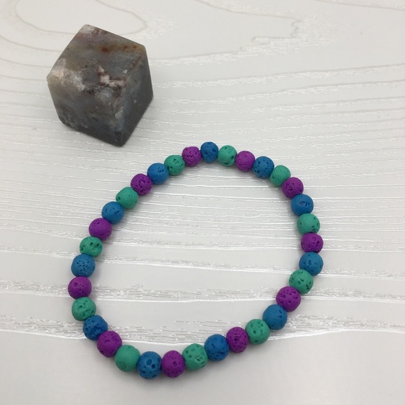 HANDCRAFTED Mixed Purple/Green/Blue Lava Stretch Bracelet - Picture 1 of 1